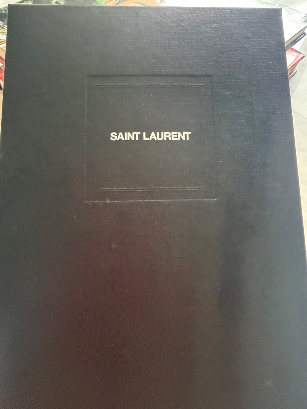 YSL pouch, crème de poudre embossed leather - Picture 5 of 9